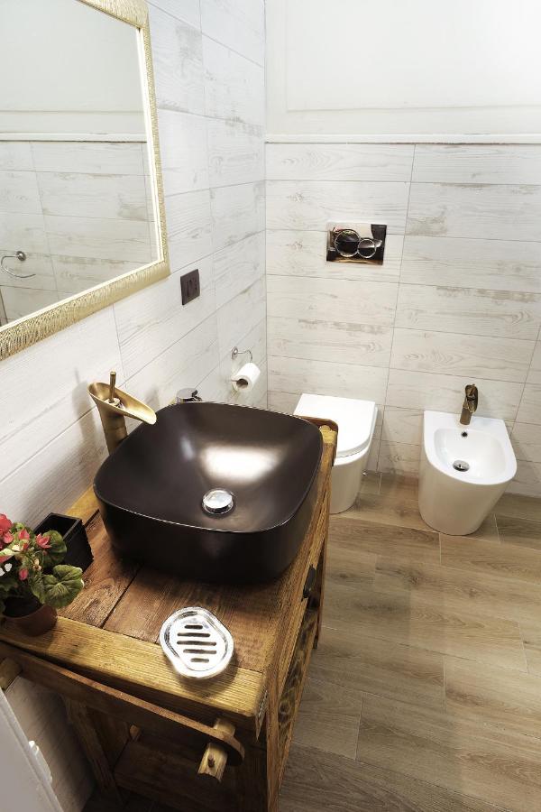 Apartments Chic Torino Centro Porta Nuova Екстер'єр фото