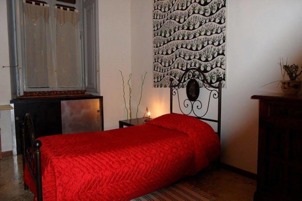 Apartments Chic Torino Centro Porta Nuova Екстер'єр фото