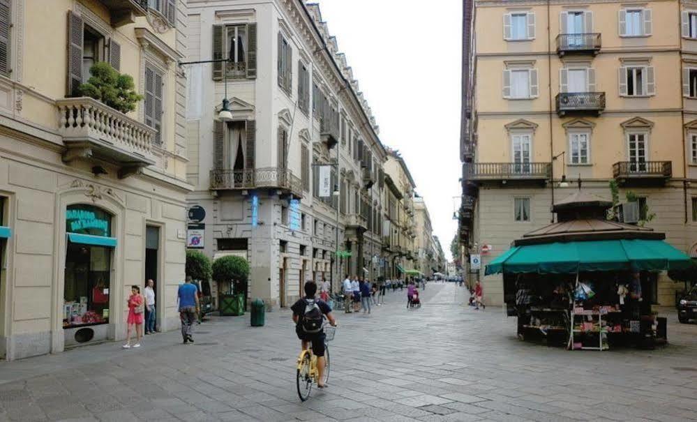 Apartments Chic Torino Centro Porta Nuova Екстер'єр фото